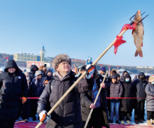 ���ɹ�Ī��:Ī�����߱����� 